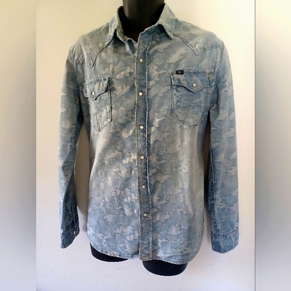 CULT OF INDIVIDUALITY Clint Western Denim Shirt - Picture 8 of 8
